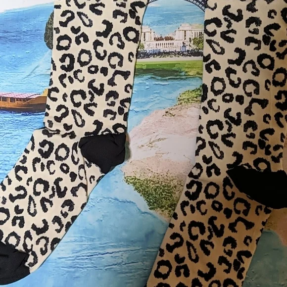 Compression Socks Leopard print large/extra large - Picture 6 of 6